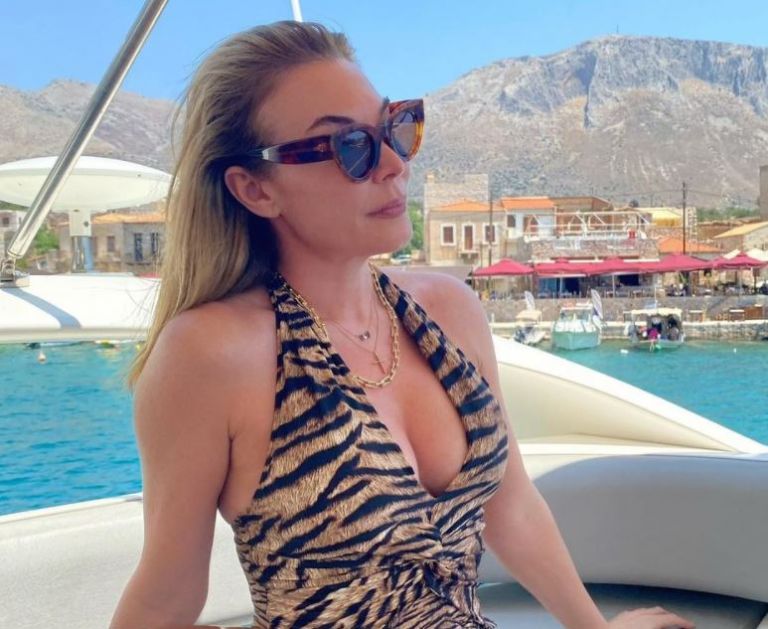 Τατιάνα Στεφανίδου: Τυχαία συνάντηση με φώκια σε ερημική παραλία