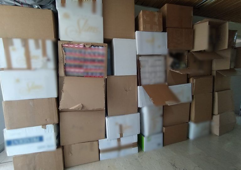 Φουντώνουν τα λαθραία τσιγάρα