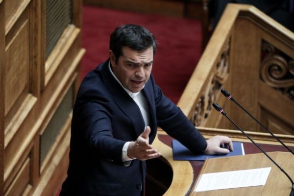 Τσίπρας για καύσωνα: Ο κρατικός μηχανισμός να προετοιμαστεί να υπάρξει αργία τη Δευτέρα