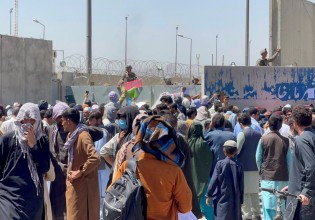 Βρετανία – Θα συνεχίσουμε την επιχείρηση εκκένωσης, παρά τις επιθέσεις