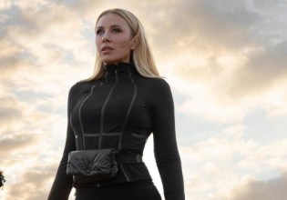 Γωγώ Μαστροκώστα – Γενέθλια αγκαλιά με τον σύζυγο της