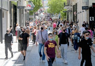 Παπαθανάσης – Δεν θα κλείσει η οικονομία – Καμία σκέψη για click inside ή click away