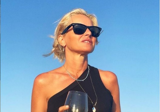 Μαρία Μπεκατώρου – Η εντυπωσιακή selfie και το… αναπάντεχο τσίμπημα