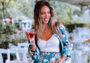 Αθηνά Οικονομάκου – Αποκαλύπτει όλη την αλήθεια για τα κιλά της εγκυμοσύνης