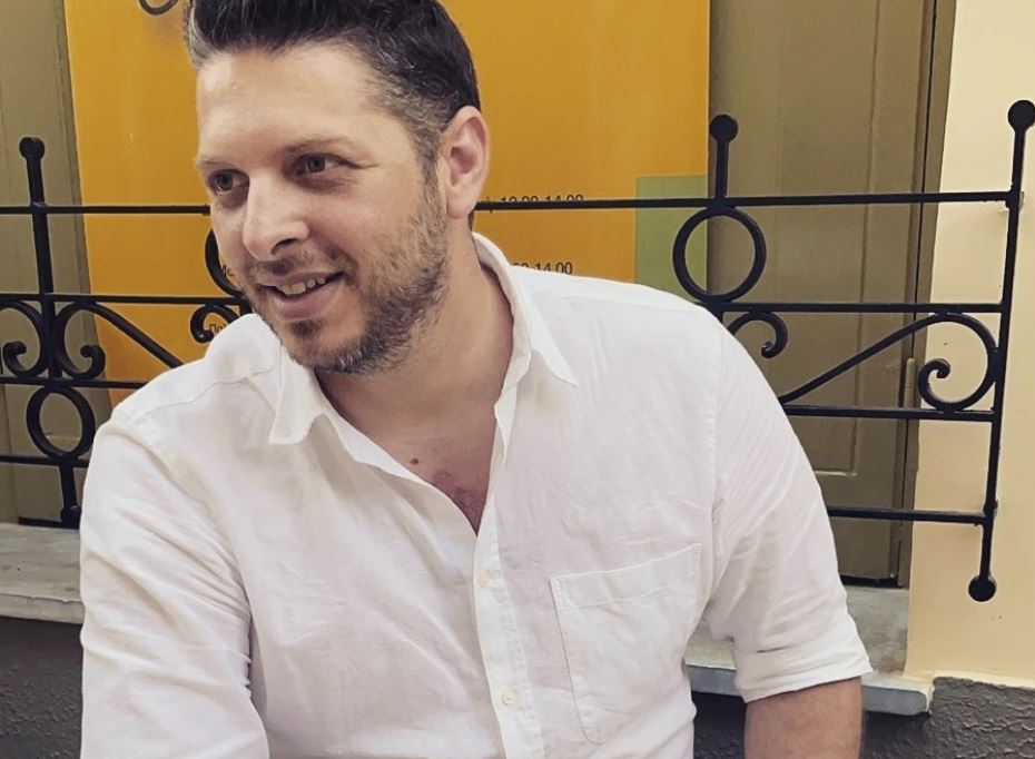 Βασίλης Τσεκούρας – Δύσκολες ώρες για τον δημοσιογράφο, έχασε τον πατέρα του