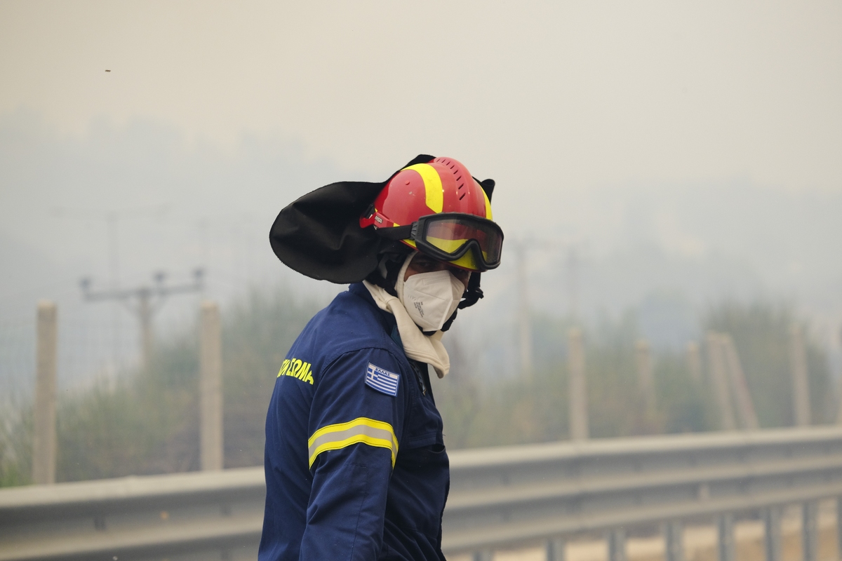 Φωτιά στην Αττική - Οι πυροσβέστες ειδοποιούσαν τρία χρόνια πριν - «Θα έχουμε πυρκαγιά εδώ, είναι το Μάτι της Πάρνηθας»