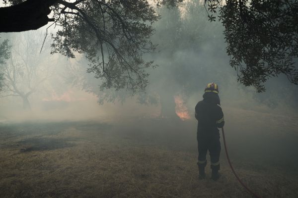 Πολιτική Προστασία – Ποιες περιοχές είναι «στο κόκκινο» για εκδήλωση πυρκαγιάς την Παρασκευή
