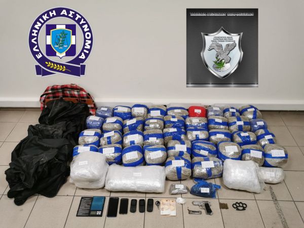 Θεσσαλονίκη – Συνελήφθη 27χρονος μέλος κυκλώματος εμπορίας ναρκωτικών – Είχε στο Ι.Χ του 45 κιλά κάνναβη