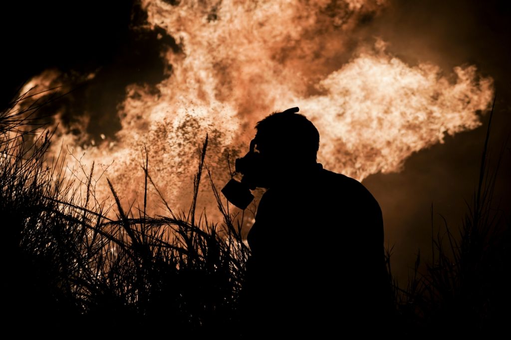 Θέμα στο Sky News οι πυρκαγιές στην Ελλάδα – «Ταινία καταστροφής»