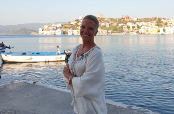 Καύσωνας – Σάλος με την ανάρτηση της Βόζεμπεργκ στο Twitter – «Τι θα γίνει και να μην μαγειρέψετε τρεις ημέρες;»