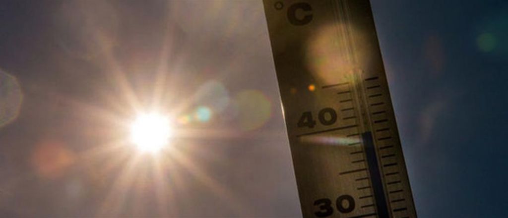 Καύσωνας – Θερμοκρασίες ρεκόρ με 46,3 βαθμούς στη Μακρακώμη