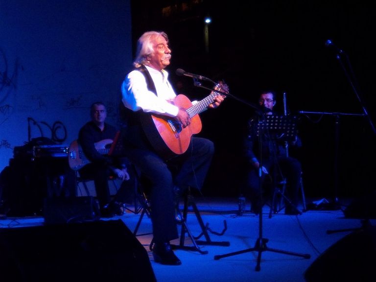 Κώστας Χατζής για τη φωτιά στη Βόρεια Εύβοια – «Γεννήθηκα γυμνός και θα πεθάνω γυμνός»