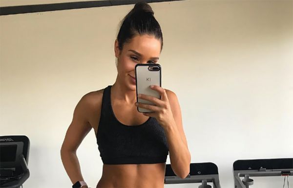Kayla Itsines – Η διασημότερη fitness guru της Αυστραλίας είναι υπερήφανη Ελληνίδα