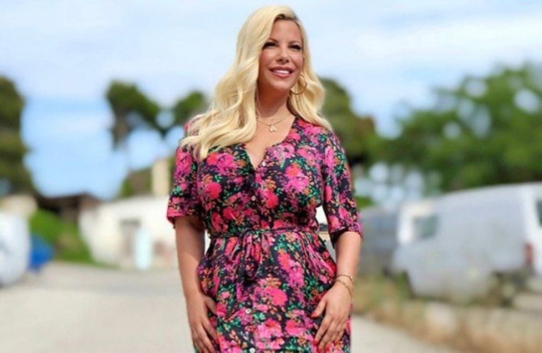 Αντελίνα Βαρθακούρη – Πιο ανανεωμένη από ποτέ η παρουσιάστρια