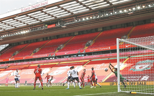 Ποδόσφαιρο για απατεώνες και στο βάθος… Κύπρος