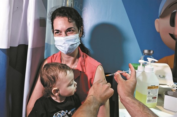 Κοροναϊός – Ο Σεπτέμβριος έρχεται με πολλά ανοιχτά μέτωπα