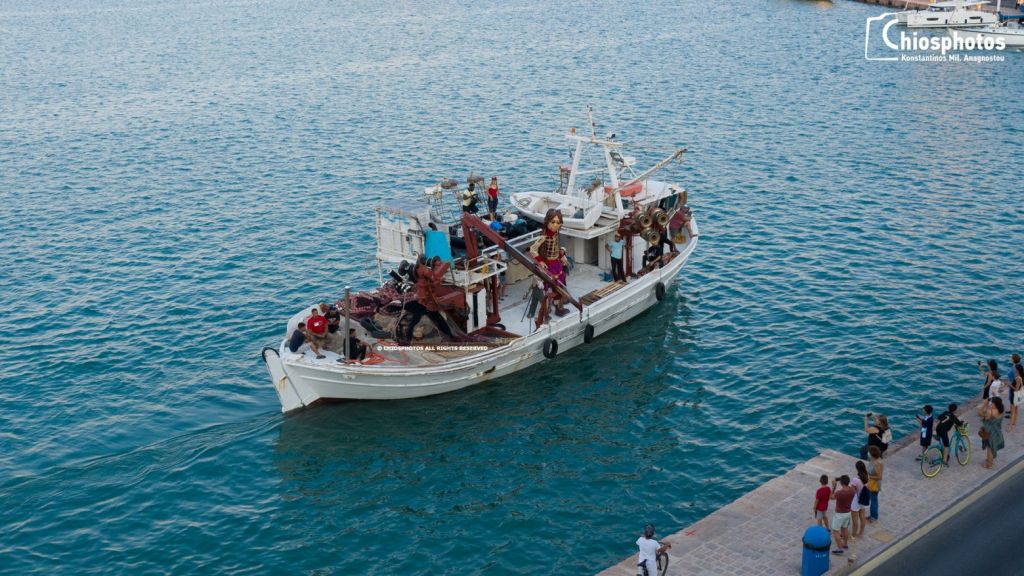 Η μικρή πρόσφυγας Αμάλ από τη Συρία ταξιδεύει σε όλη την Ευρώπη και κινητοποιεί