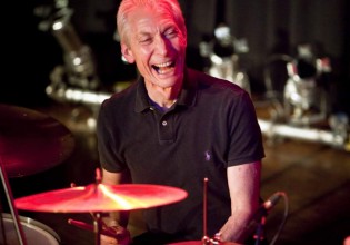 Πέθανε ο ντράμερ των Rolling Stones Τσάρλι Γουάτς