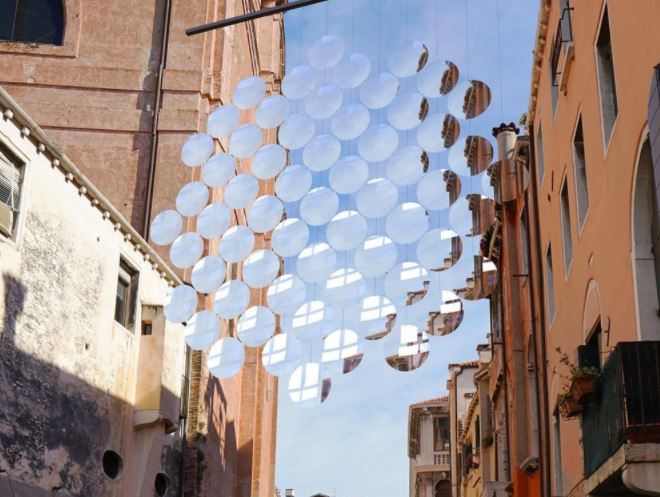 «Slow Lens» από το Παρίσι στην Βενετία