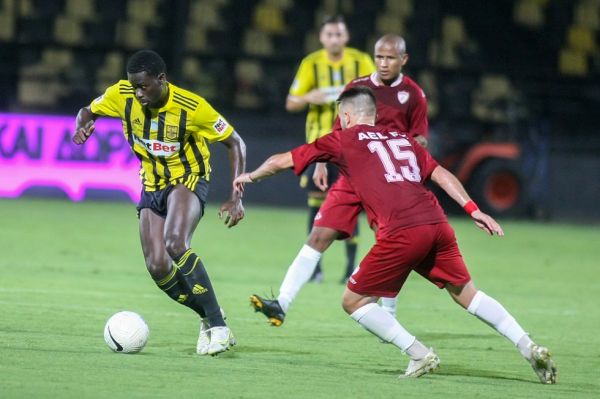 Άρης-Βόλος 4-3 – Μπροστά «κεντούσε», πίσω «έμπαζε»