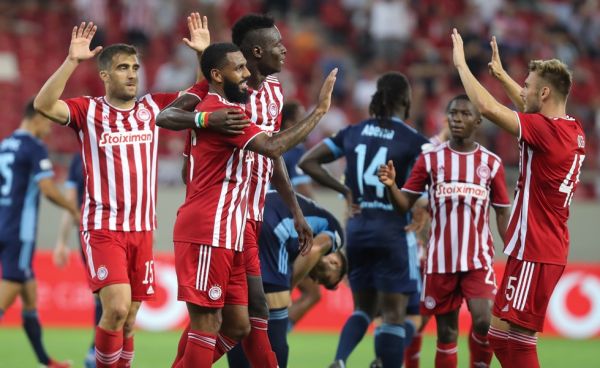 Ολυμπιακός-Σλόβαν Μπρατισλάβας 3-0 – Θρυλικό ξέσπασμα με τριάρα!