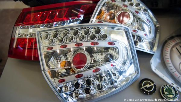 «Μαϊμού» τακάκια φρένων από πριονίδι