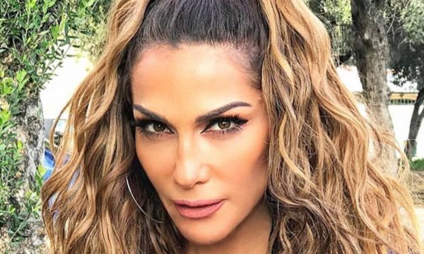 Δέσποινα Βανδή – Η συγκινητική της ανάρτηση για τους πυροσβέστες