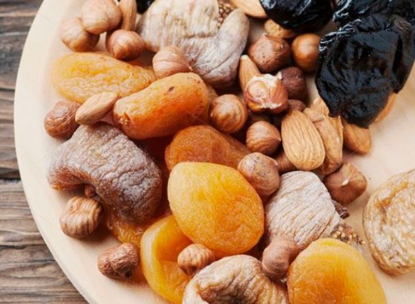 Μας κάνουν καλό τα αποξηραμένα φρούτα;