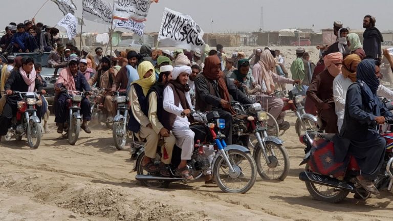 Αφγανιστάν – Χάος στην Καμπούλ – Αμηχανία της Δύσης μετά την κυριαρχία των Ταλιμπάν