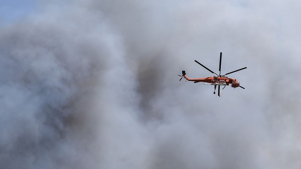Επικίνδυνη φωτιά στη Λίμνη της Ευβοίας - Εκκενώνονται οικισμοί