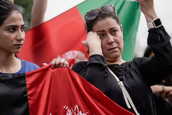 Editorial Ta Nea: A blow