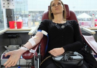 ΕΚΕΑ – Κάλεσμα για εθελοντική αιμοδοσία στις 31/8 και 1/9 στο Μετρό Συντάγματος