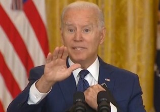 Διάγγελμα Μπάιντεν – Ένταση ανάμεσα στον πρόεδρο των ΗΠΑ και δημοσιογράφο