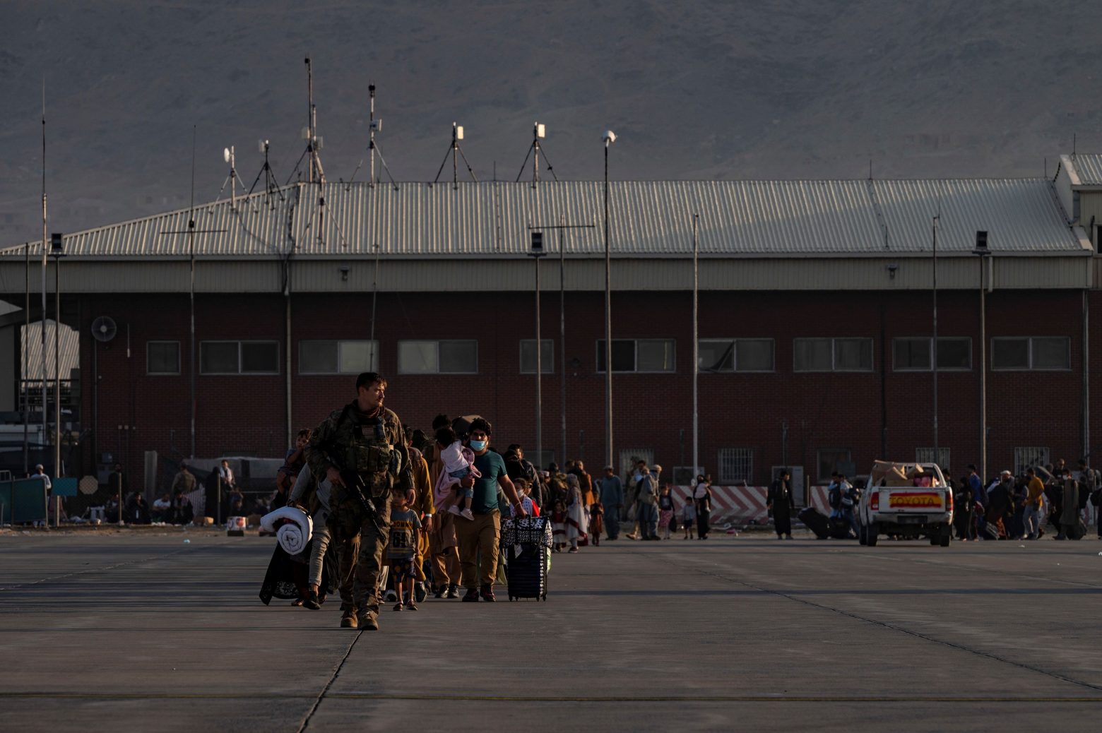 Αφγανιστάν - Η Ρωσία στέλνει τέσσερα αεροσκάφη για να παραλάβουν 500 ανθρώπους