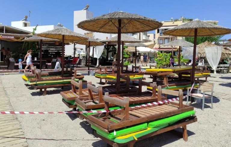 Λουκέτα σε γνωστά μαγαζιά σε Σαντορίνη, Πάρο και Ίο έβαλαν οι ράμπο της ΑΑΔΕ