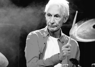 Charlie Watts – Οι μεγάλοι μουσικοί αποχαιρετούν τον ντράμερ των Rolling Stones