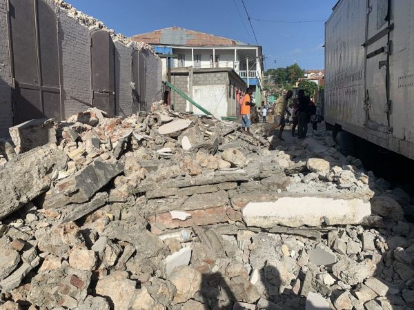Αϊτή – 227 οι νεκροί από τον ισχυρό σεισμό – Εκατοντάδες οι τραυματίες και αγνοούμενοι