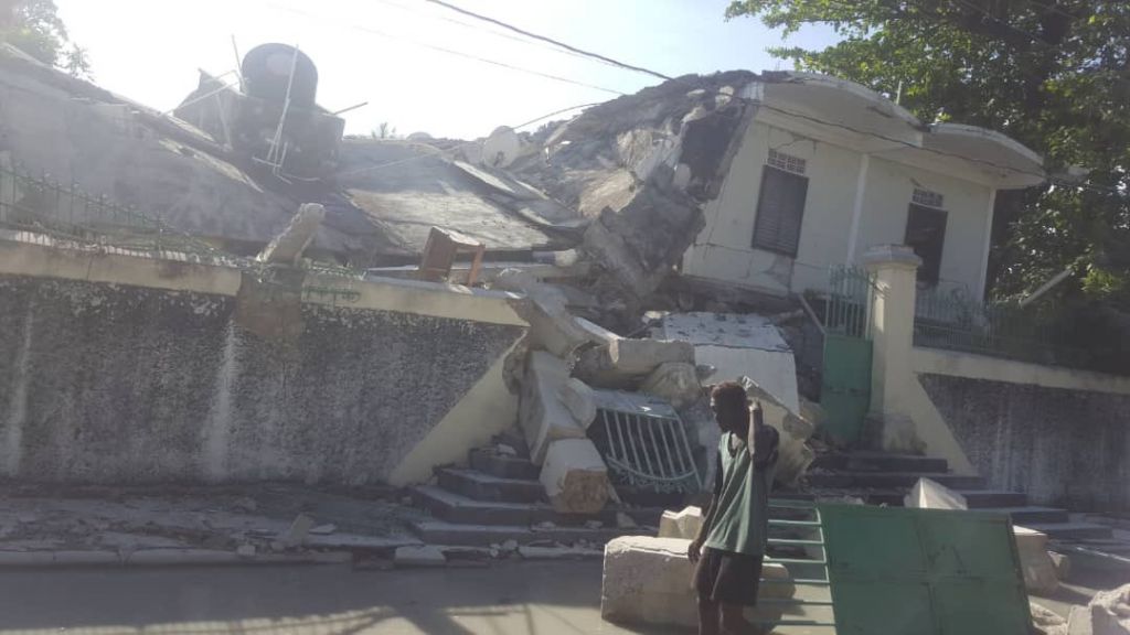 ΗΠΑ: Η Ουάσινγκτον προσφέρει βοήθεια μετά το φονικό σεισμό στην Αϊτή