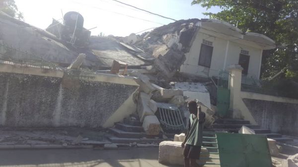 Αϊτή – Νεκροί από τον ισχυρό σεισμό των 7,2 βαθμών