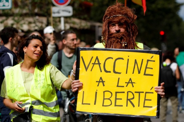 Γαλλία – Ευρωπαϊκό δικαστήριο απέρριψε προσφυγή 672 πυροσβεστών κατά της υποχρέωσης εμβολιασμού