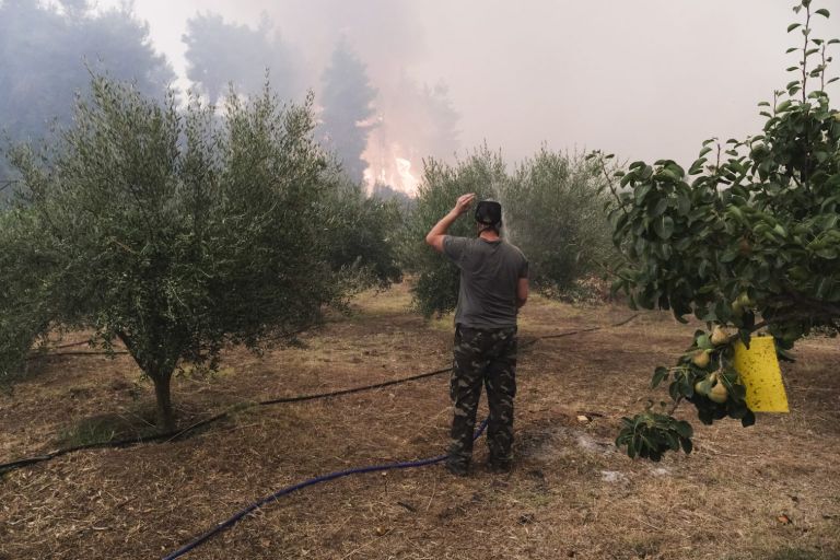 Μητσοτάκης – Επικοινώνησε με τους Δημάρχους Ιστιαίας-Αιδηψού και Μαντουδίου-Λίμνης-Αγίας Άννας