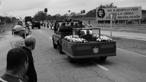Fidel Castros funeral procession
