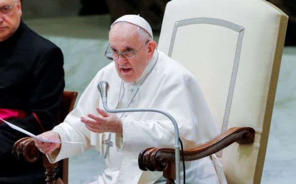 Ιταλία – Φάκελος με τρεις σφαίρες είχε παραλήπτη τον Πάπα Φραγκίσκο