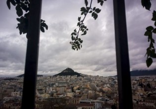 Καιρός – Στους 38 βαθμούς η θερμοκρασία  – Σκόνη στην ατμόσφαιρα και τοπικές βροχές