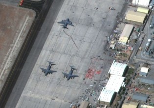 Αφγανιστάν – Εντολή να επιστρέψει στην Αθήνα το αεροσκάφος της Π.Α –  Πώς θα απεγκλωβιστούν τα άτομα ελληνικού ενδιαφέροντος