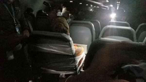 Κύπρος – Άναψε τσιγάρο στο αεροπλάνο και χαστούκισε την αεροσυνοδό όταν του έκανε παρατήρηση