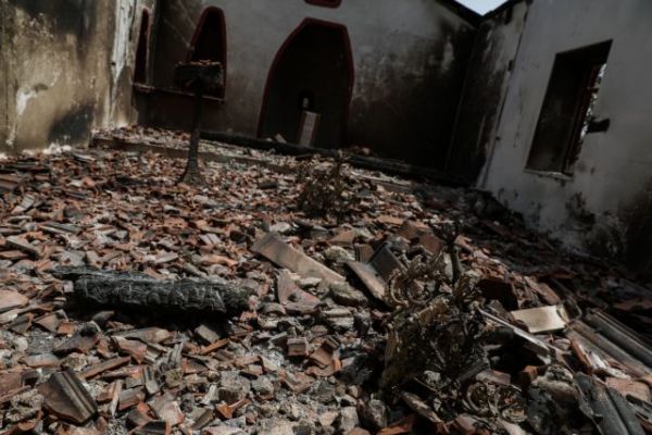 Φωτιές – Σύσκεψη υπό τον Μητσοτάκη για την ανασυγκρότηση των πυρόπληκτων περιοχών της Εύβοιας