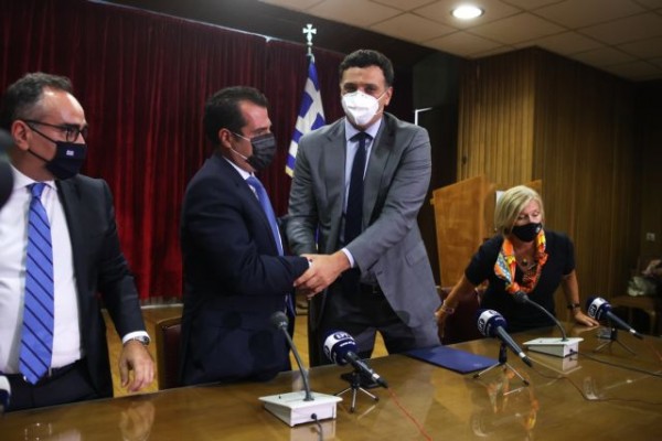 Υπουργείο Υγείας – Οι δηλώσεις Κικίλια και Πλεύρη στην τελετή παράδοσης – παραλαβής