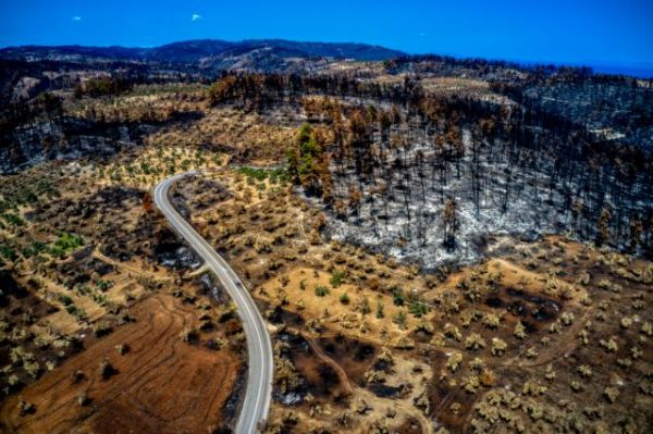 Εύβοια – Σε απόγνωση οι κάτοικοι – «Μέσα σε μία νύχτα χάσαμε τα όνειρά μας, το μέλλον μας, τα παιδιά μας»