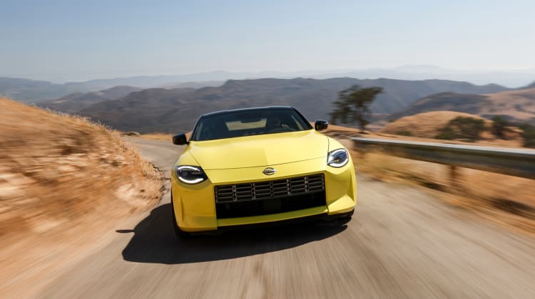 Nissan 400Z: Η ιστορία συνεχίζεται